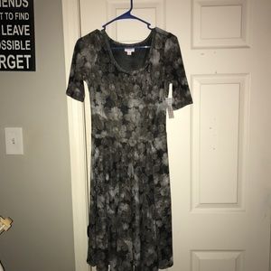 BNWT LuLaRoe Nicole Dress